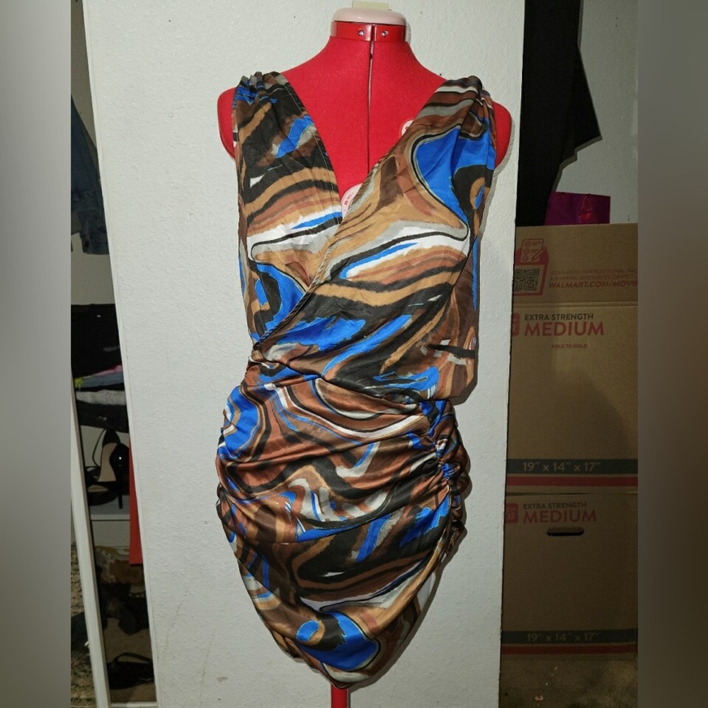 V cut blue dress